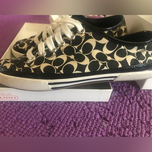 COACH *Authentic* 5.5 ETTA Heritage Stripe Blk/Wht Signature sneakers - Picture 6 of 13